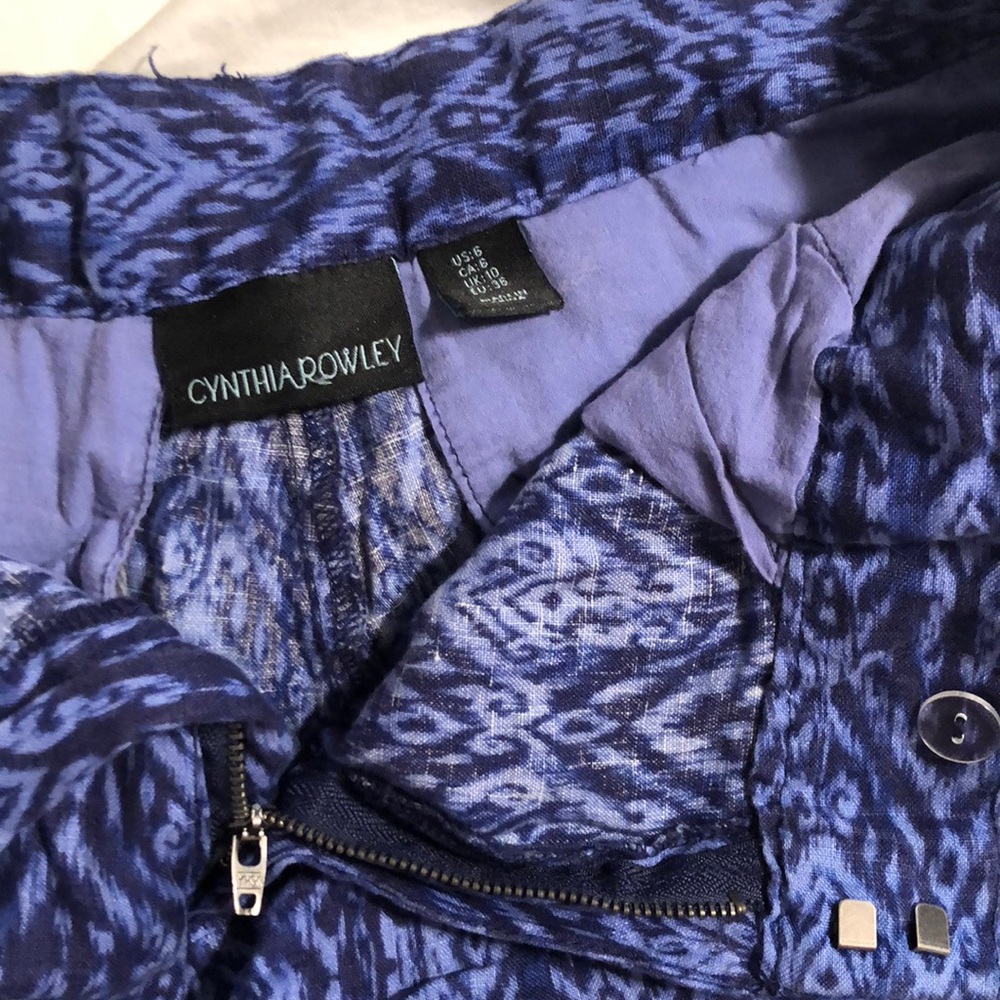 Pattern Shorts - Picture 2 of 5